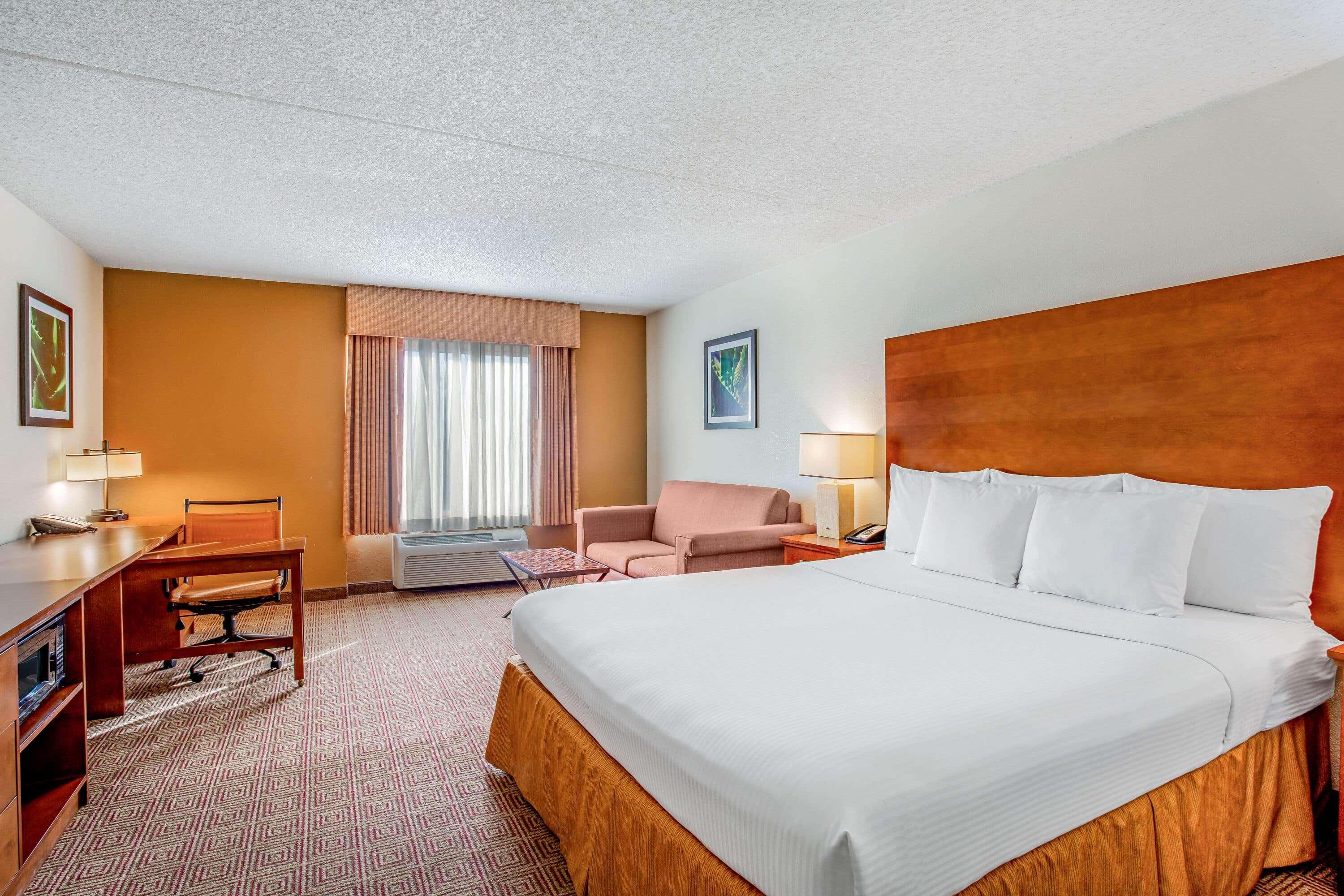 La Quinta By Wyndham Danbury Hotel Екстериор снимка