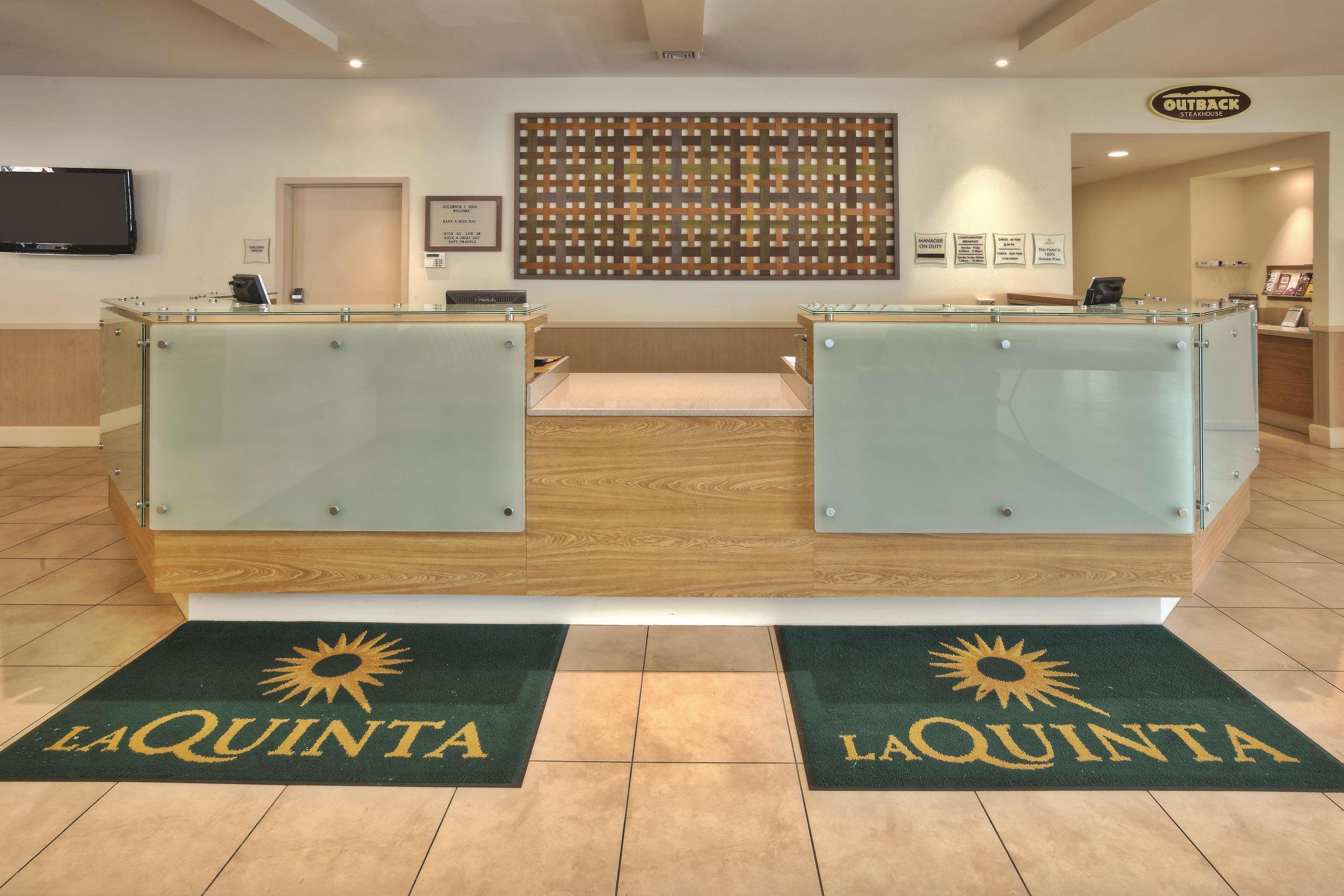 La Quinta By Wyndham Danbury Hotel Екстериор снимка