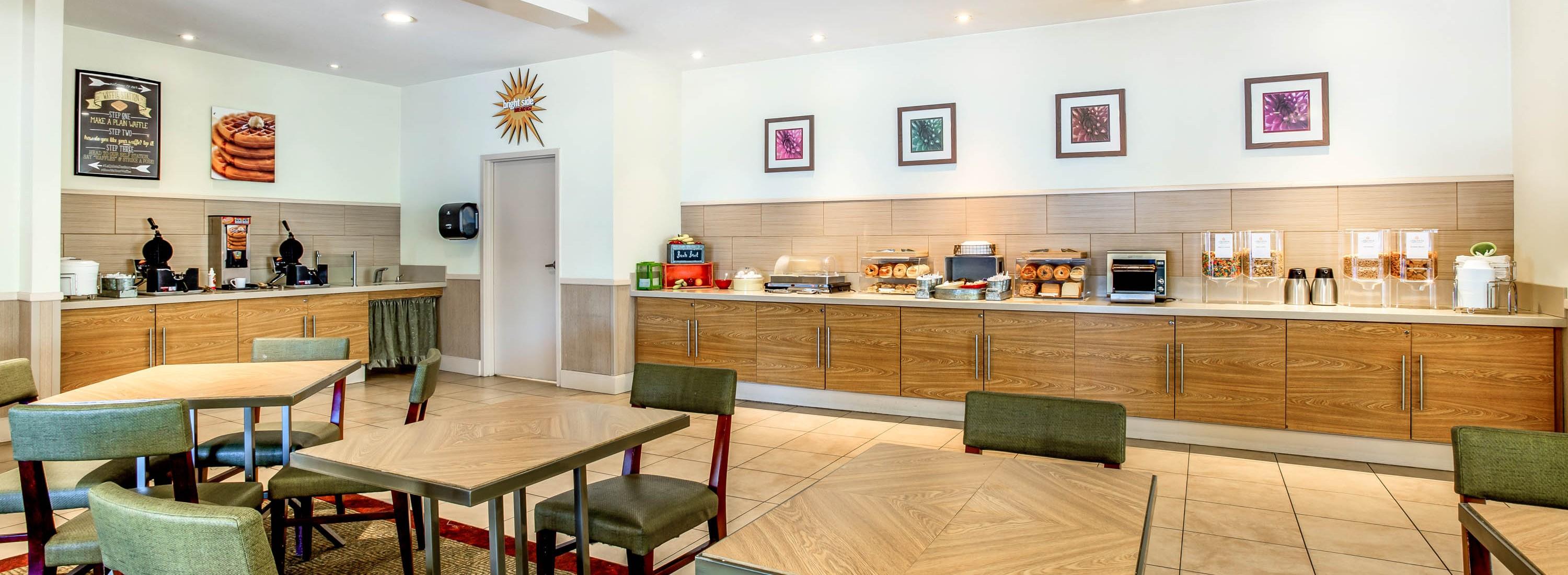 La Quinta By Wyndham Danbury Hotel Екстериор снимка